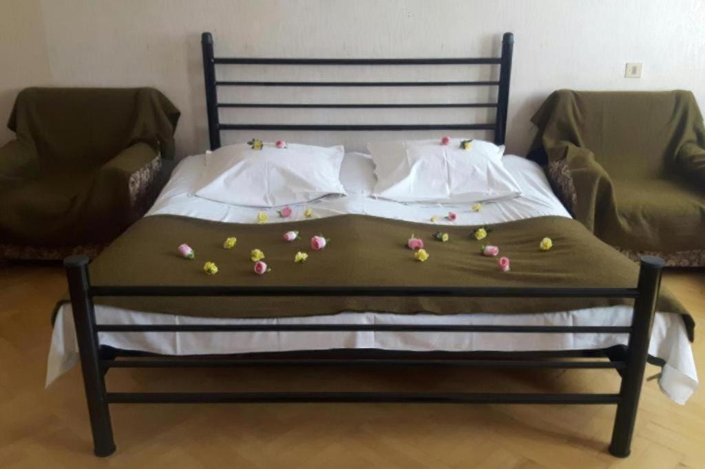 Guli Hotel Gori Ngoại thất bức ảnh