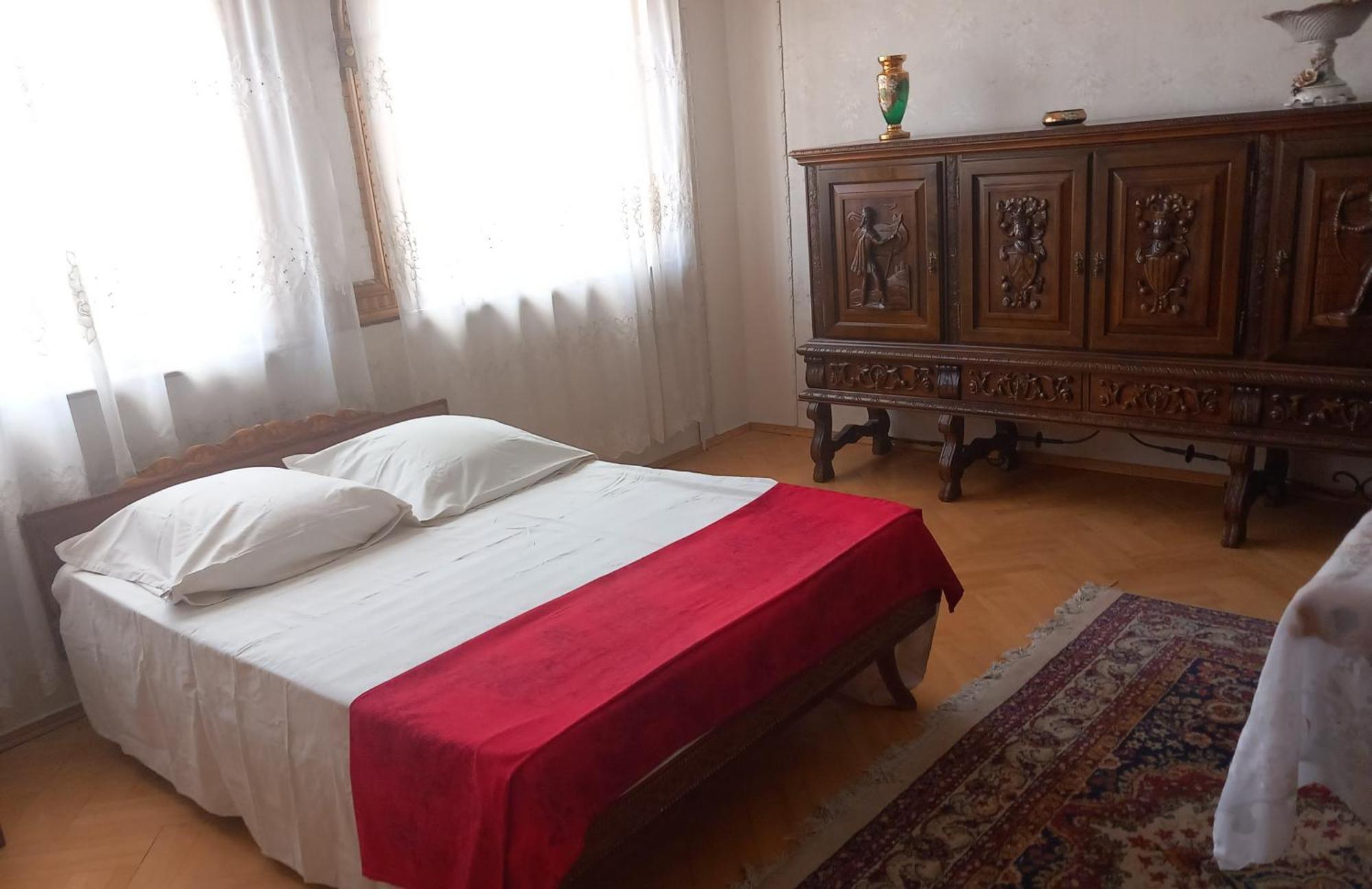 Guli Hotel Gori Ngoại thất bức ảnh